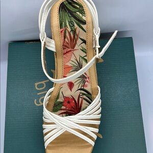 NEW B.O.C  CREAM  WOMEN CATALINA PLATFORM WEDGE SANDALS SIZE 8